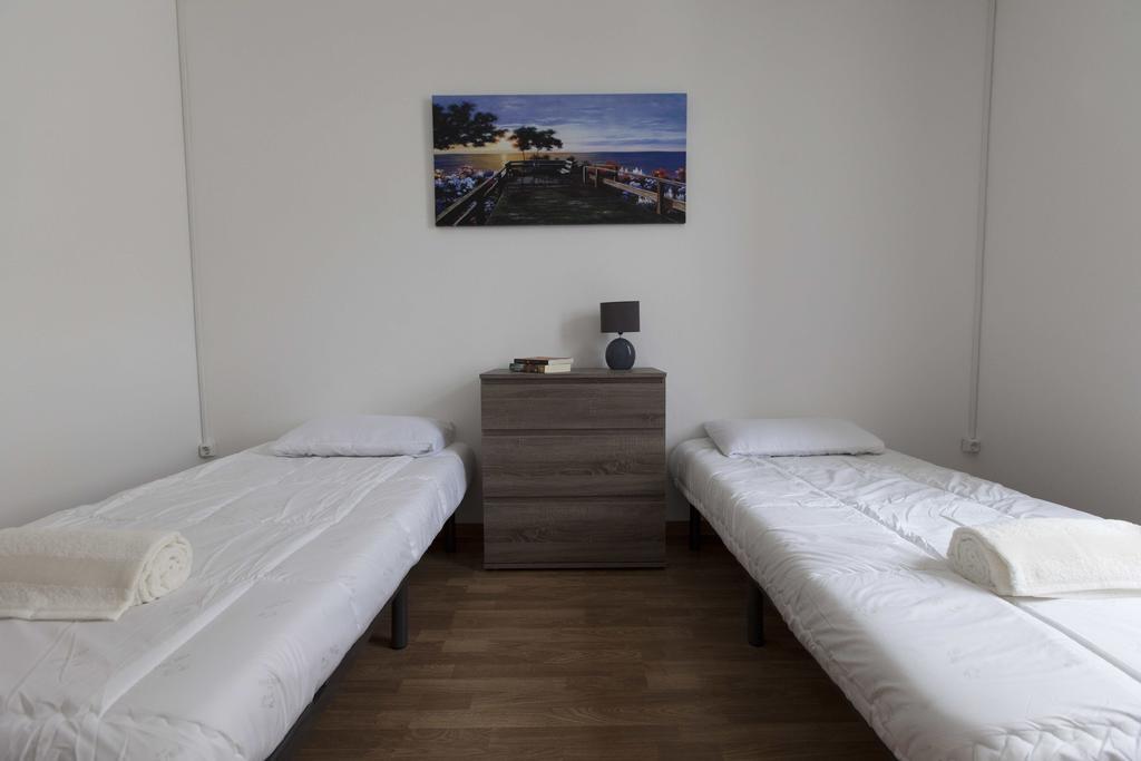 Guest House First Floor Lagos Esterno foto